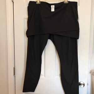 CAbi Black Women's Leggings
